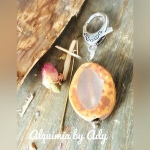 Alquimia Peachy-Orange Agate Key & Card Holder